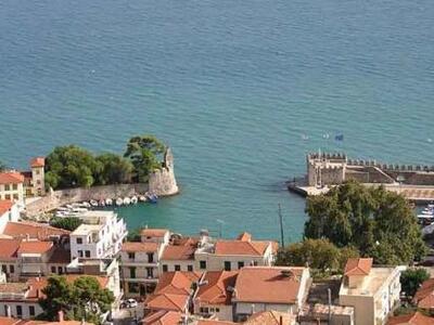 Ομοσπονδία Επαγγελματιών Ναυπάκτου: Όλοι...