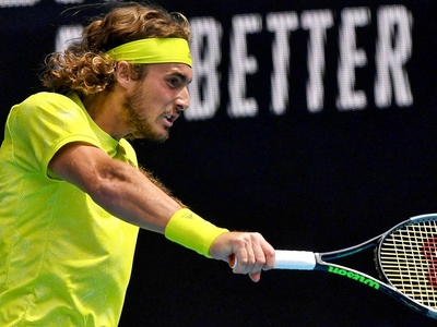 Με άνεση και αέρα στους «16» του Αστραλι...