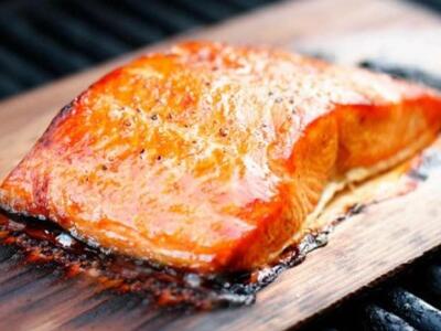 Γκουρμεδιές στο σημερινό μενού της Βουλή...