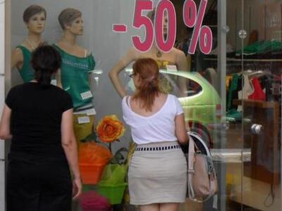 Πάτρα: "Παγωμάρα" στην αγορά κ...