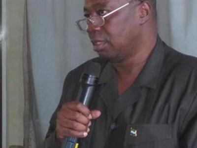 Σιέρα Λεόνε: Πέθανε ο αρχίατρος που προσ...