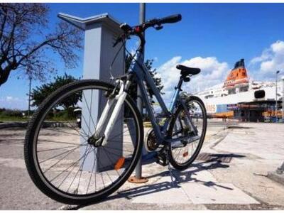 Πάτρα: Η Οδύσσεια των κοινόχρηστων ποδηλ...