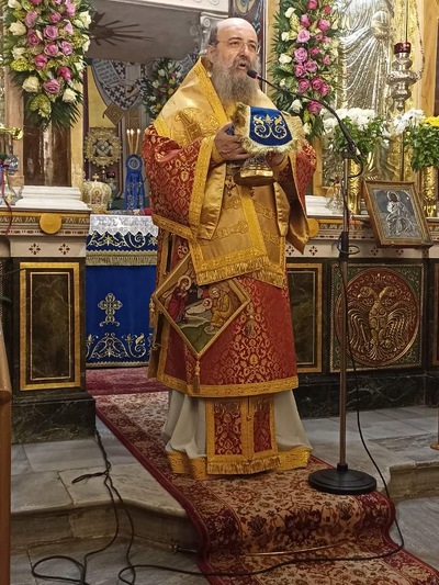 Η 2η ημέρα των Χριστουγέννων στην Ιερά Μητρόπολη Πατρών(ΦΩΤΟ) | Molonoti News