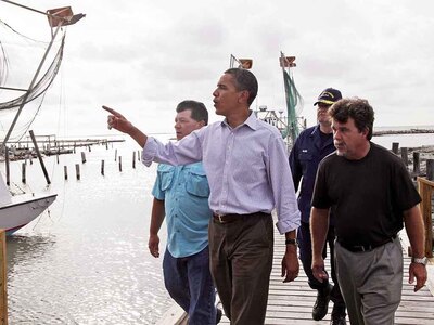 Ο Μπάρακ Ομπάμα υπόσχεται ότι η BP θα πληρώσει 