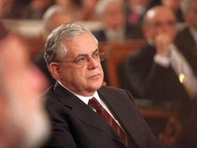 Η κυβέρνηση Παπαδήµου ακροβάτης σε τεντω...