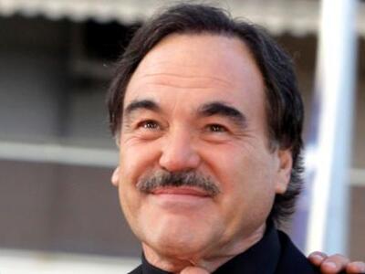 Ο Όλιβερ Στόουν ψηφίζει… Τσίπρα!