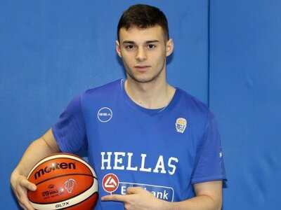 Αισιόδοξος ο Ζώης Καράμπελας για το Παγκ...