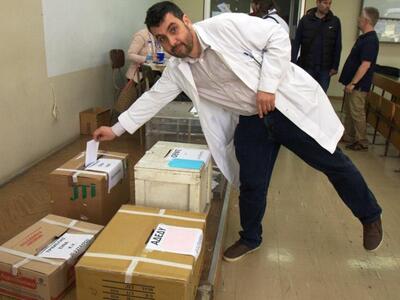 Πρωτιά της Ε.Μ.Ε.Ι.Σ, με επικεφαλής τον ...