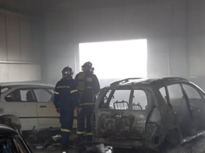 Πύργος: Πυρκαγιά σε εγκαταλειμμένο κτίρι...