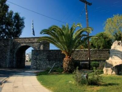 Μεσολόγγι: Συγκεντρώνουν τρόφιμα και φάρμακα