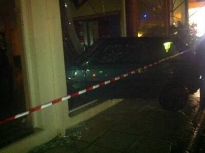 Αγρίνιο: IX εισέβαλε σε κομμωτήριο στην ...