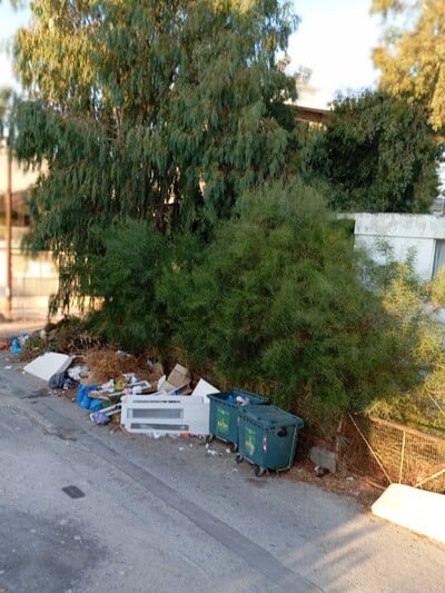 Πάτρα: Οι κάτοικοι της Τέρψης... αγανάκτησαν από τα σκουπίδια - ΦΩΤΟ Πάτρα: Οι κάτοικοι της Τέρψης... αγανάκτησαν από τα σκουπίδια - ΦΩΤΟ
