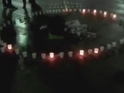 Άναψαν κεριά στην πλατεία Γεωργίου για τ...