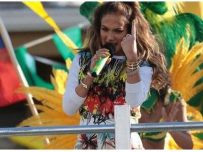 Η JLo θα τραγουδήσει στο Μουντιάλ