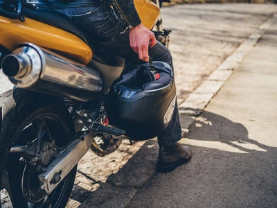 Αυστηροί έλεγχοι για τη χρήση κράνους – ...