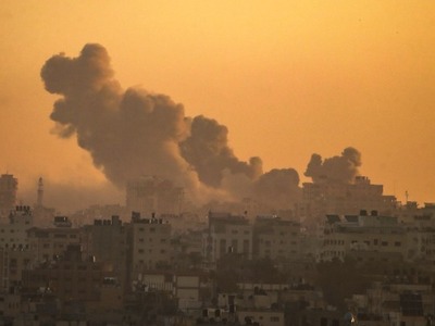 Λωρίδα της Γάζας: Πάνω από 8.000 οι νεκρ...