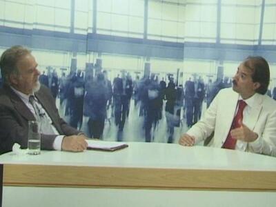 Τον καθηγητή ιατρικής Γιάννη Ιωαννίδη φι...