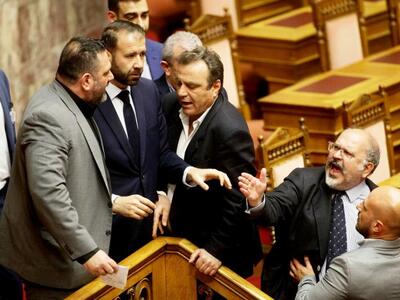 Χαμός στη Βουλή με το παραλήρημα Λαγού: ...