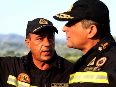 Οι Διοικητές Κ. Κυριακόπουλος και Γ. Πετ...