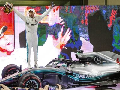 Φόρμουλα 1: Αυλαία με μία ακόμα νίκη για...