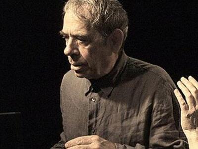 «Στα δύο μου με έβαλαν σε φέρετρο. Ηταν ...