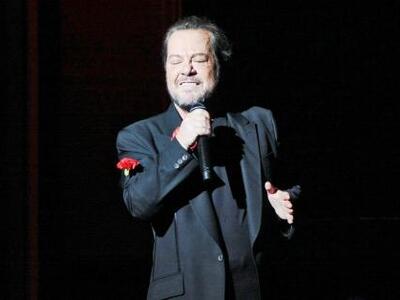 Δείτε τον Γιάννη Πάριο πριν 21 χρόνια στ...