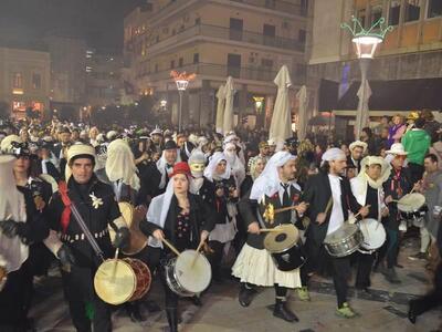 Δείτε κι άλλες φωτό από την νυχτερινή πα...