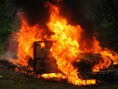 Πάτρα: Αυτοκίνητο πήρε φωτιά στην Ηρώων ...