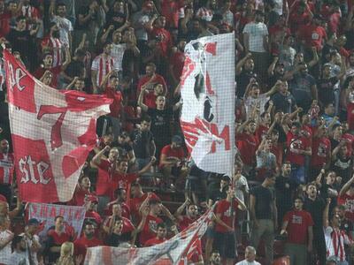 Ποδόσφαιρο: Στο Ρέντη οι οπαδοί του Ολυμ...