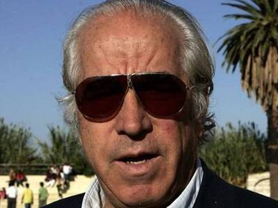 Οπλοφορεί παρανόμως ο δήμαρχος Ζαχάρως 