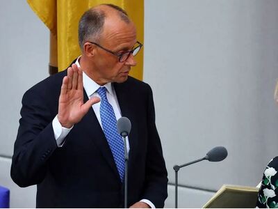 Ο Φρίντριχ Μερτς ορκίστηκε Καγκελάριος τ...