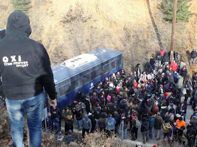 Όσα δεν έδειξαν τα κανάλια για τις Σκουρ...