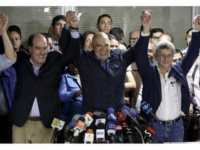 Βενεζουέλα: Στον έλεγχο της αντιπολίτευσ...