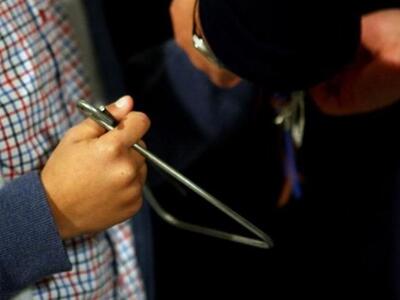 Θύματα ληστείας παιδιά που έλεγαν τα κάλ...