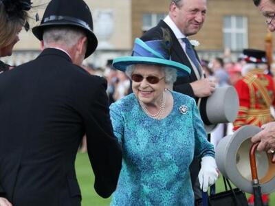Να γιατί η Βασίλισσα Ελιβάσετ φορούσε συ...