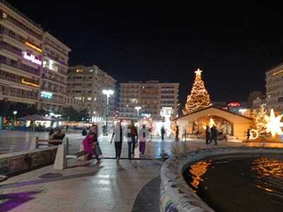 Εικόνες από τη χριστουγεννιάτικη Πάτρα 