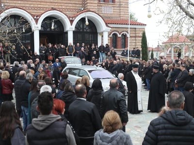 Κηδεία Στέφανου Μπορμπόκη: Συγκίνηση στο...