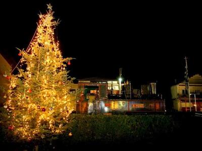 Το Διακοπτό «φωτίζει» το Χριστουγεννιάτι...