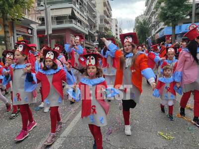 Πάτρα- Καρναβάλι των Μικρών: Χιλιάδες μι...