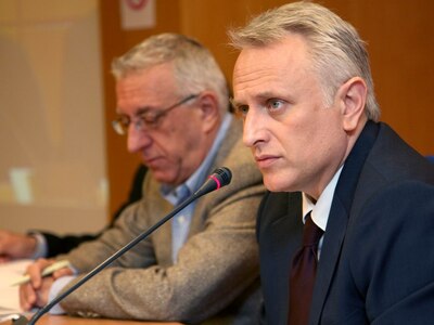 Έρχεται «τσουνάμι» μετατάξεων στο Δημόσιο