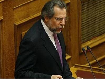 Παπουτσής: «Αν διώξουμε τους μετανάστες,...