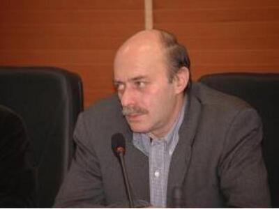 Οριακά μπροστά ο Γιάννης Κόττας για «Συμ...