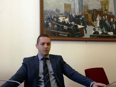 Πρόταση μομφής κατά Μαρκογιαννάκη κατέθε...