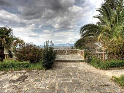 Ποια πατρινή βλέπει αυτή τη θέα από το μ...