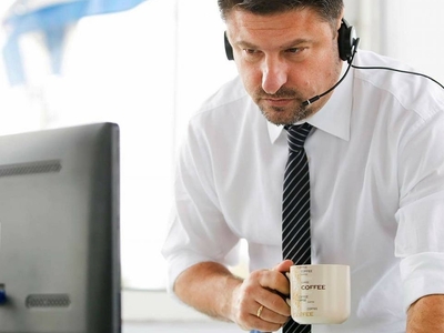 Ο Νίκος Χαρδαλιάς έγινε 52 ετών! Το μήνυ...