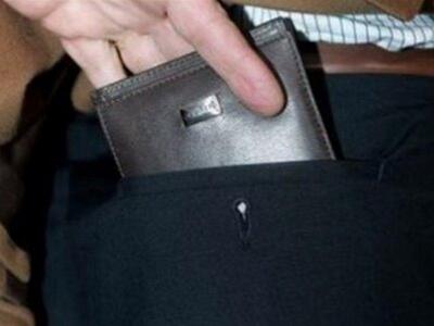 Aγρίνιο: Αρπαξαν πορτοφόλι σε εμπορικό κατάστημα