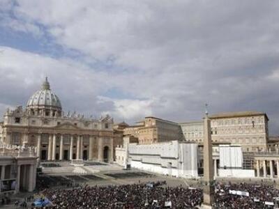 Άλλαξε τους κανόνες για το κονκλάβιο ο Πάπας 