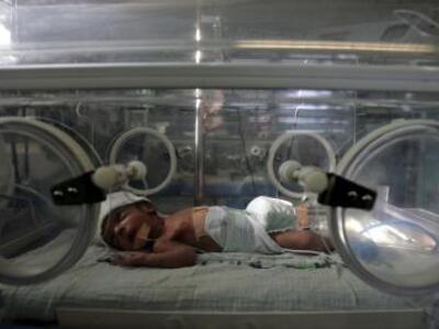 Τέσσερα μωρά πέθαναν από μικροβιαιμία στ...