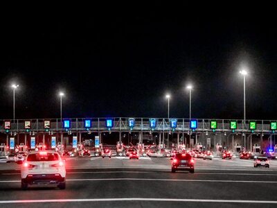 Γεμάτα τα λεωφορεία του ΚΤΕΛ προς την Πά...