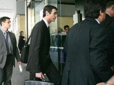 Έρχονται για να μας πουν πως θα γίνουμε ...